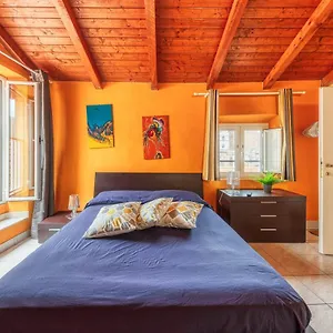 Casaviva - Casa Vacanze Ad Via Roma , Albenga Italia